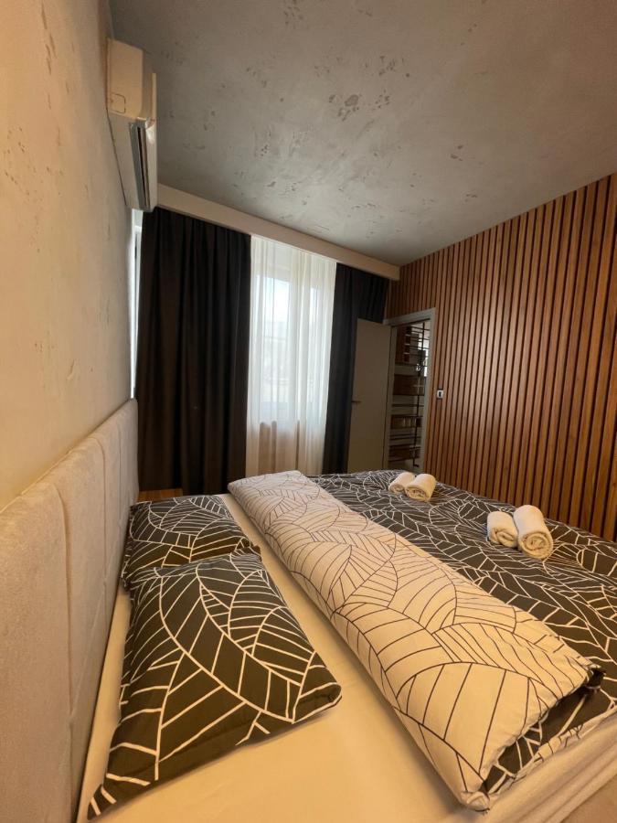 Leo Lux 1 Lejlighed Ni Eksteriør billede